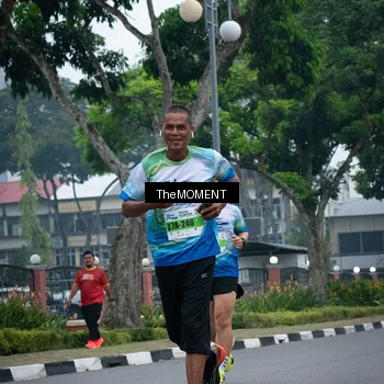 Runner Photo 7498746