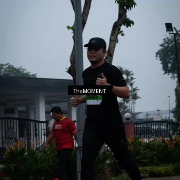 Runner Photo 7498766