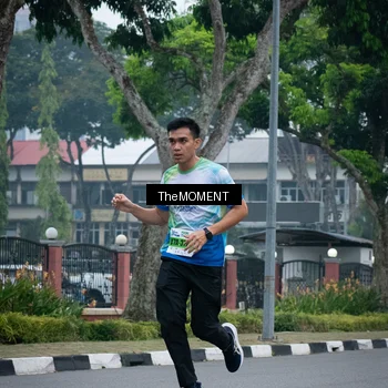 Runner Photo 7498774