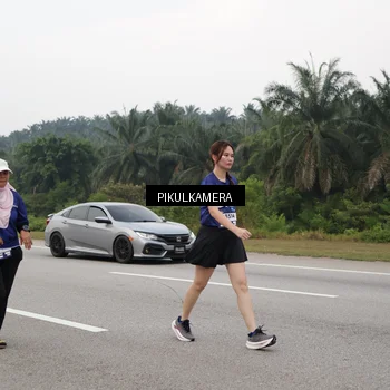 Runner Photo 7498776