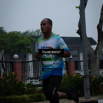 Runner Photo 7498781