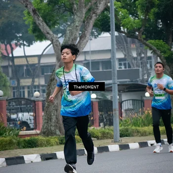 Runner Photo 7498788