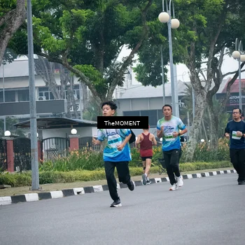 Runner Photo 7498790