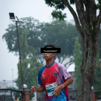 Runner Photo 7498801