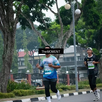 Runner Photo 7498806