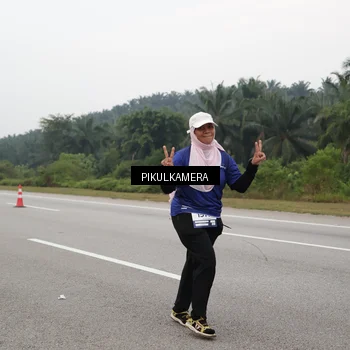Runner Photo 7498809