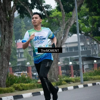 Runner Photo 7498814