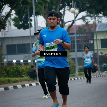 Runner Photo 7498816