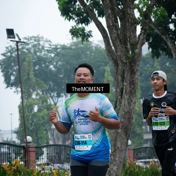 Runner Photo 7498818