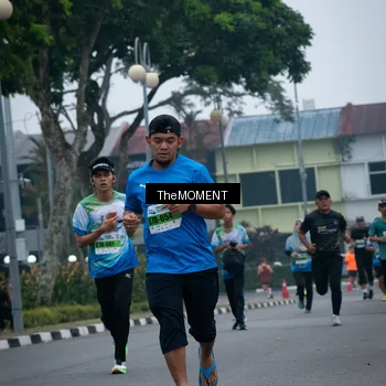 Runner Photo 7498836