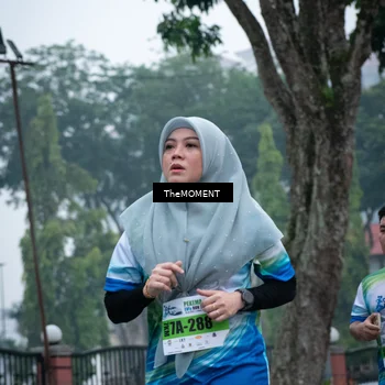 Runner Photo 7498844