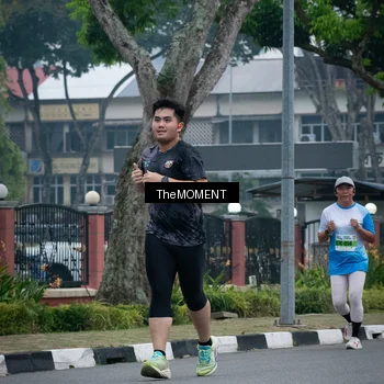 Runner Photo 7498849