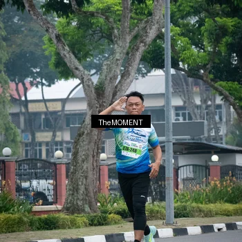 Runner Photo 7498865