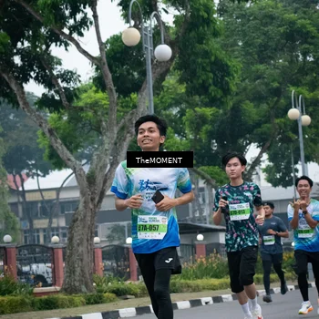 Runner Photo 7498878