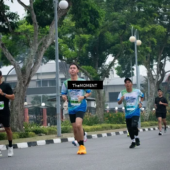 Runner Photo 7498892