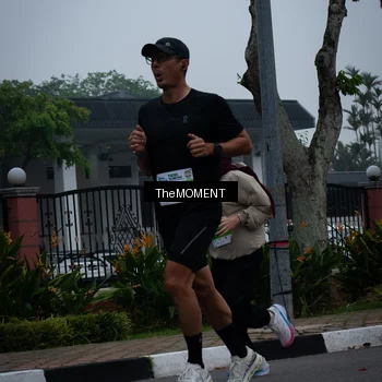 Runner Photo 7498895