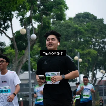 Runner Photo 7498904