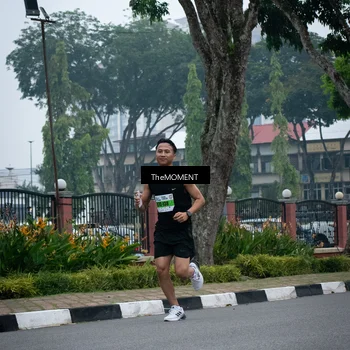 Runner Photo 7498911