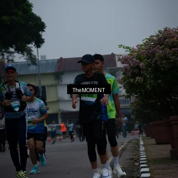 Runner Photo 7498915