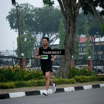 Runner Photo 7498917