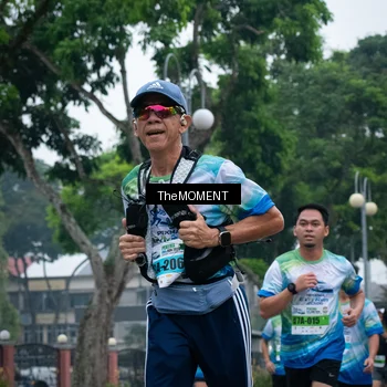 Runner Photo 7498923