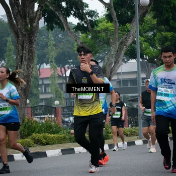 Runner Photo 7498929