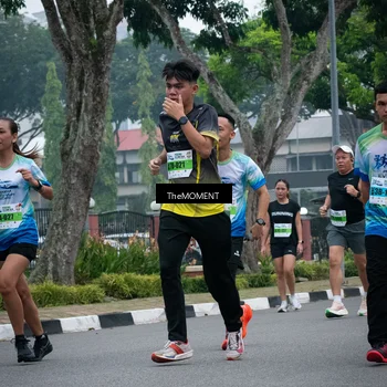 Runner Photo 7498933
