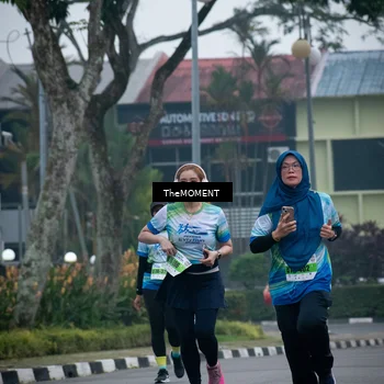Runner Photo 7498942