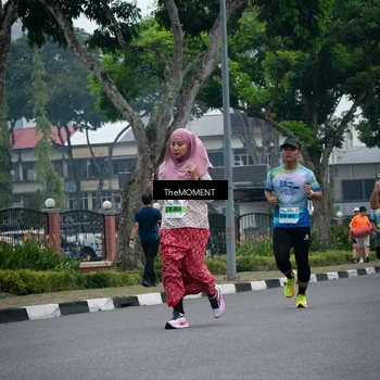 Runner Photo 7498972