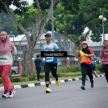 Runner Photo 7498976