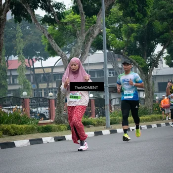 Runner Photo 7498979
