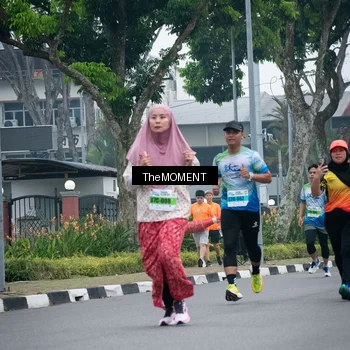 Runner Photo 7498986