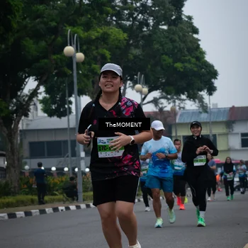 Runner Photo 7498996