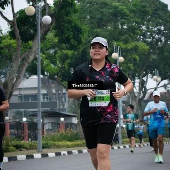 Runner Photo 7498999