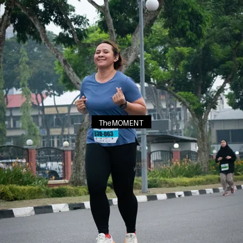 Runner Photo 7499027