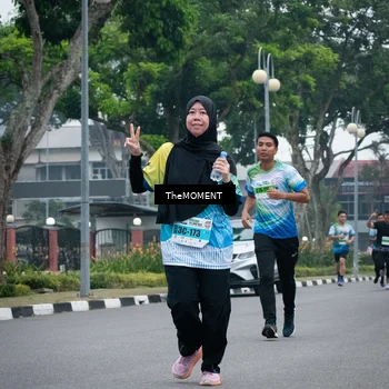 Runner Photo 7499062