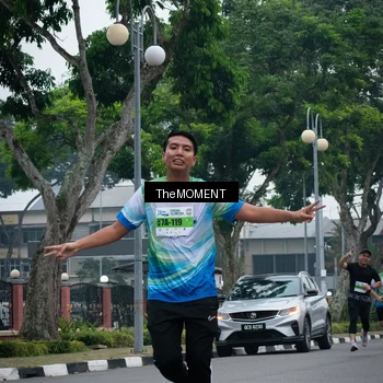 Runner Photo 7499065