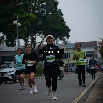Runner Photo 7499077