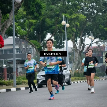 Runner Photo 7499078