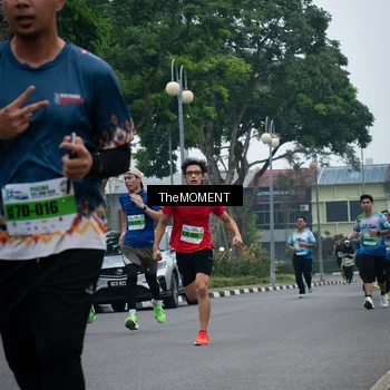 Runner Photo 7499095