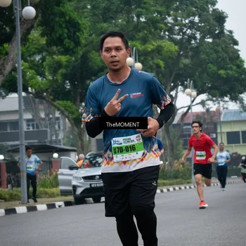 Runner Photo 7499096