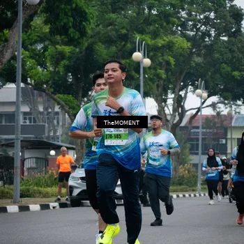 Runner Photo 7499101