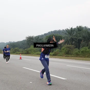 Runner Photo 7499107
