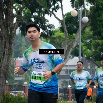 Runner Photo 7499111