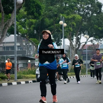 Runner Photo 7499112