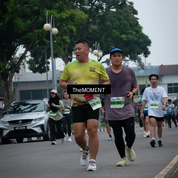 Runner Photo 7499116