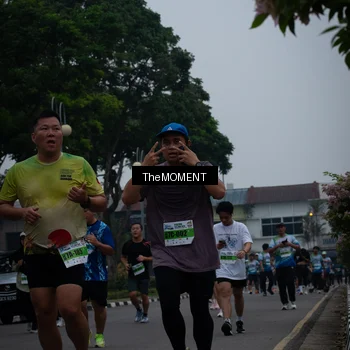Runner Photo 7499119