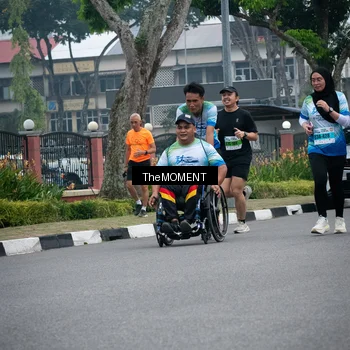 Runner Photo 7499120
