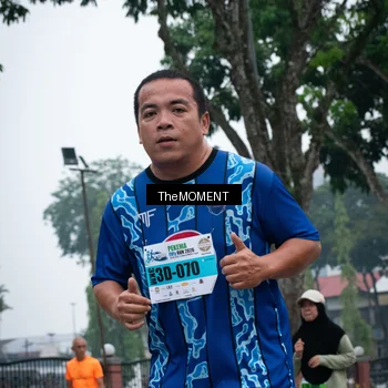 Runner Photo 7499125