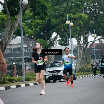 Runner Photo 7499133